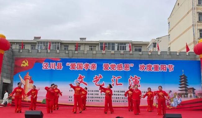 《大宅门》里藏了两对“半路夫妻”，一对恩爱几十年一对已分离